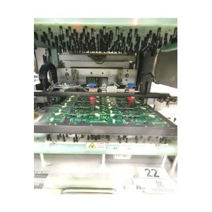 geautomatiseerde batch microcontroller firmware programmeren